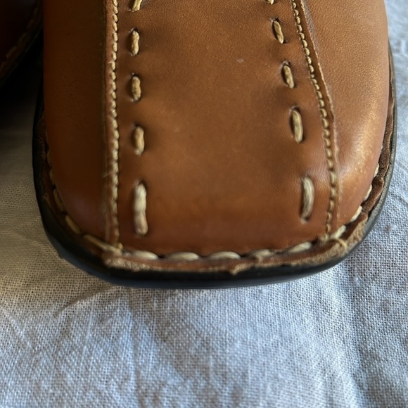 Tsonga tan leather open back mules. From South Africa. Size 7. New - Picture 7 of 7